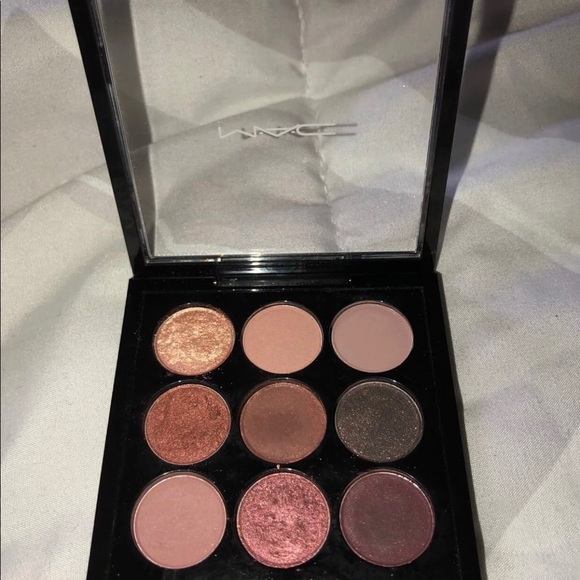 Mac Cosmetics Eyeshadow Palette - Picture 2 of 3